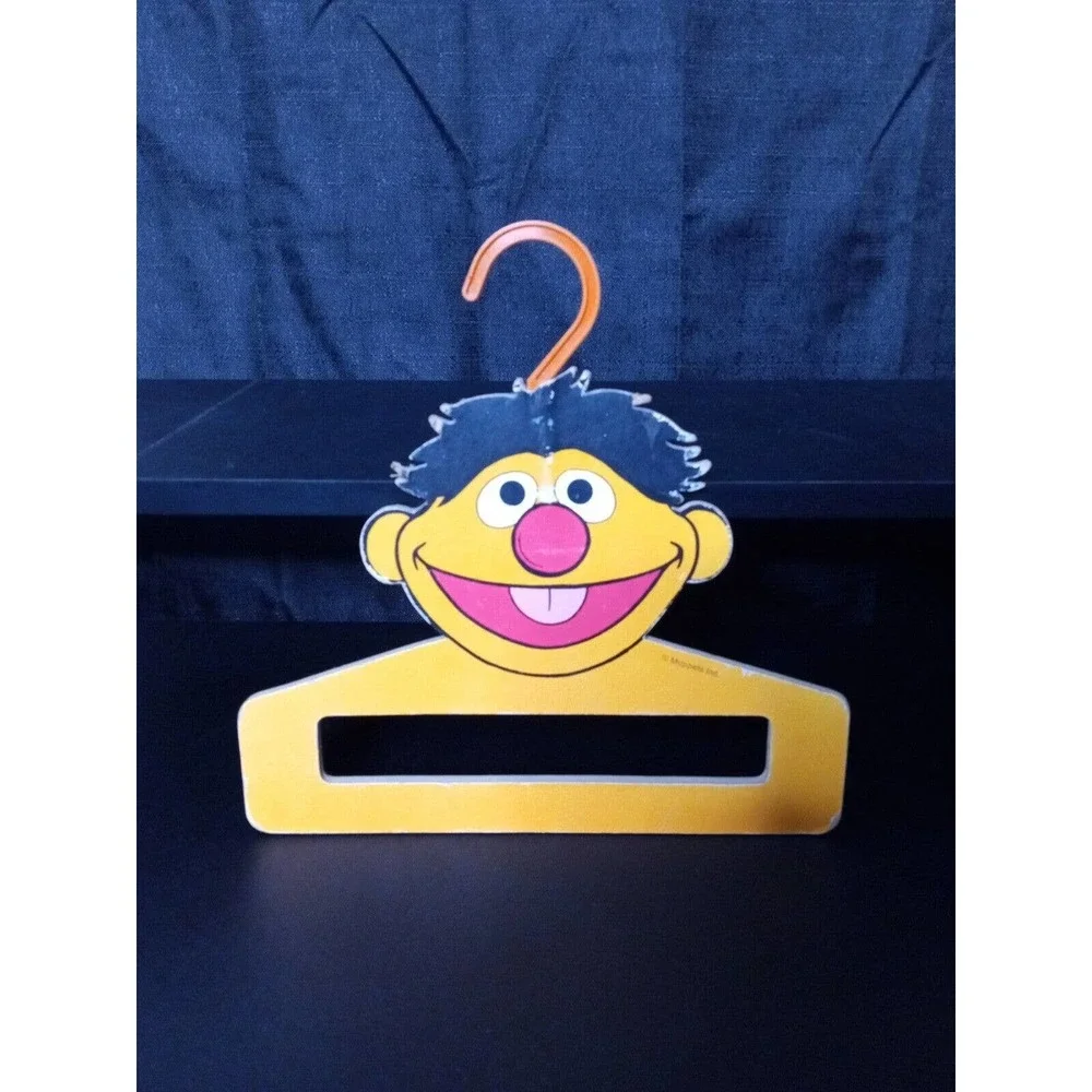Vintage Lot of 2 Sesame Street Clothes Hangers Boards - Cookie Monster, Ernie - Picture 4 of 7